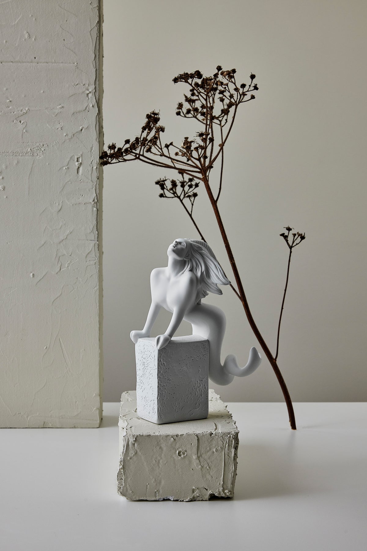Capricorn, Christel, porcelain