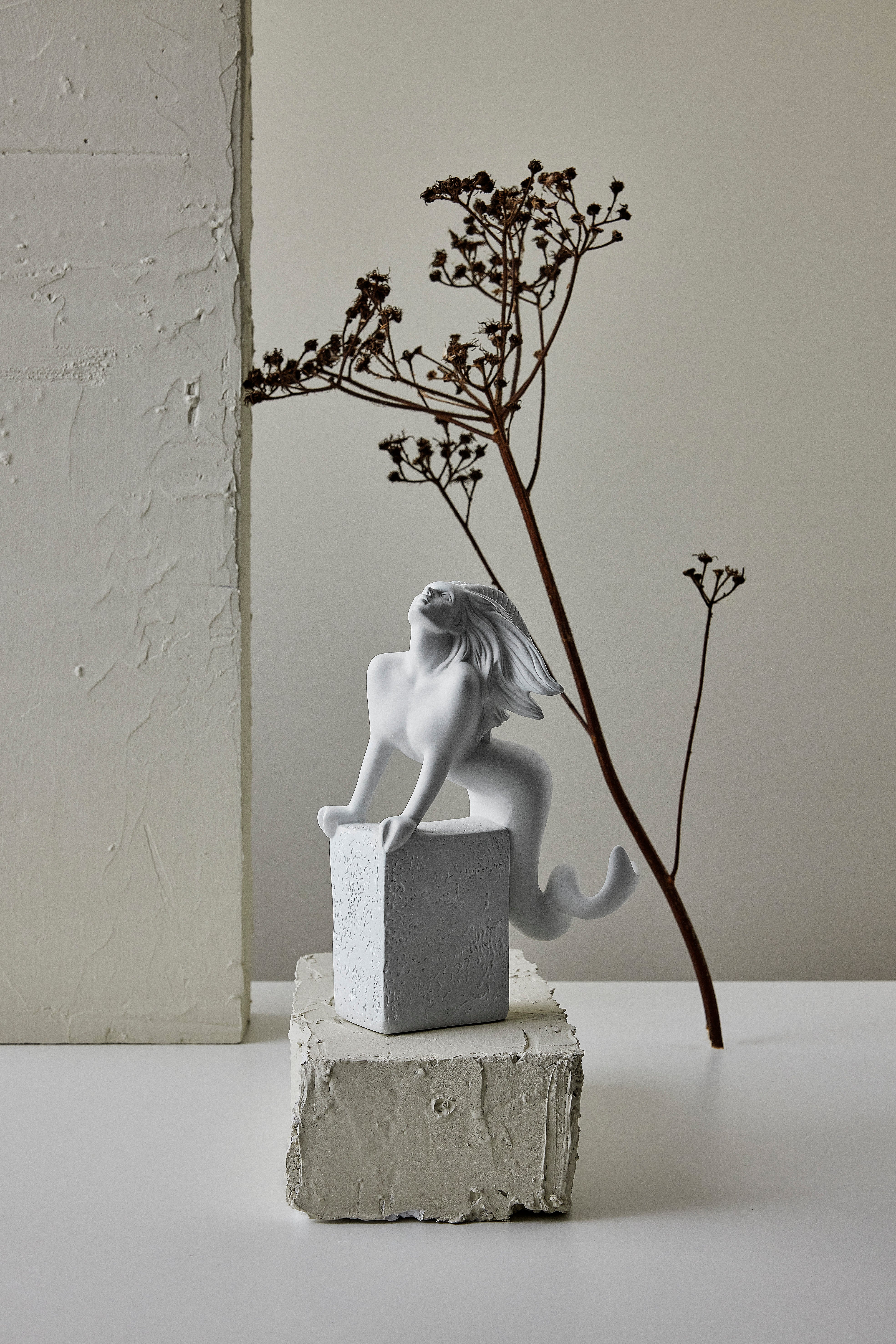 Capricorn, Christel, porcelain