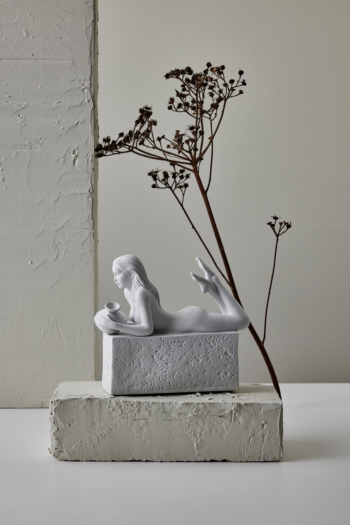 Aquarius, Christel, porcelain