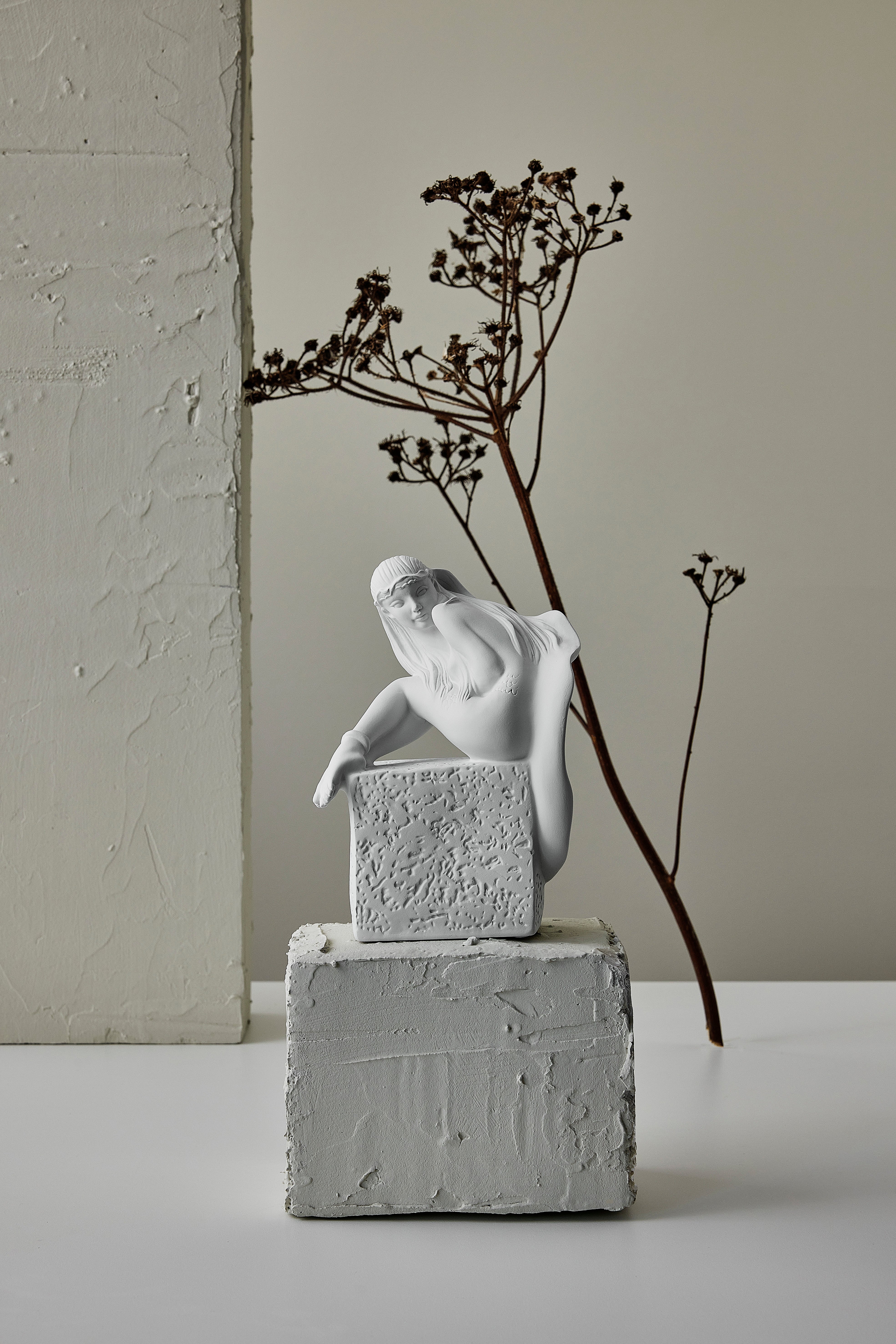 Pisces, Christel, porcelain