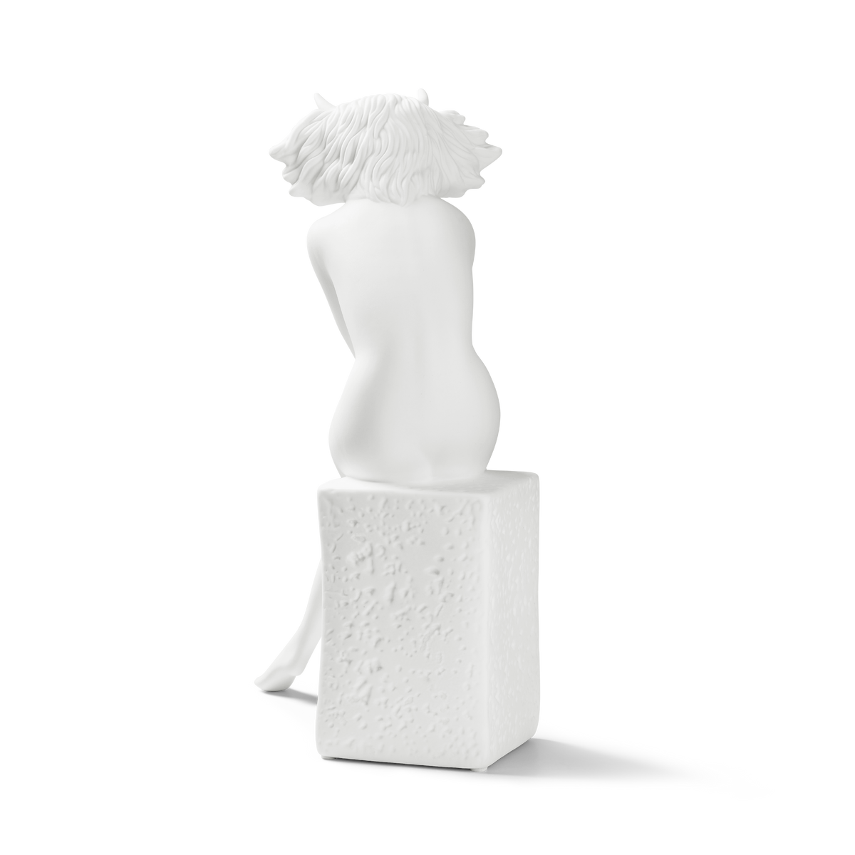 Taurus, Christel, porcelain