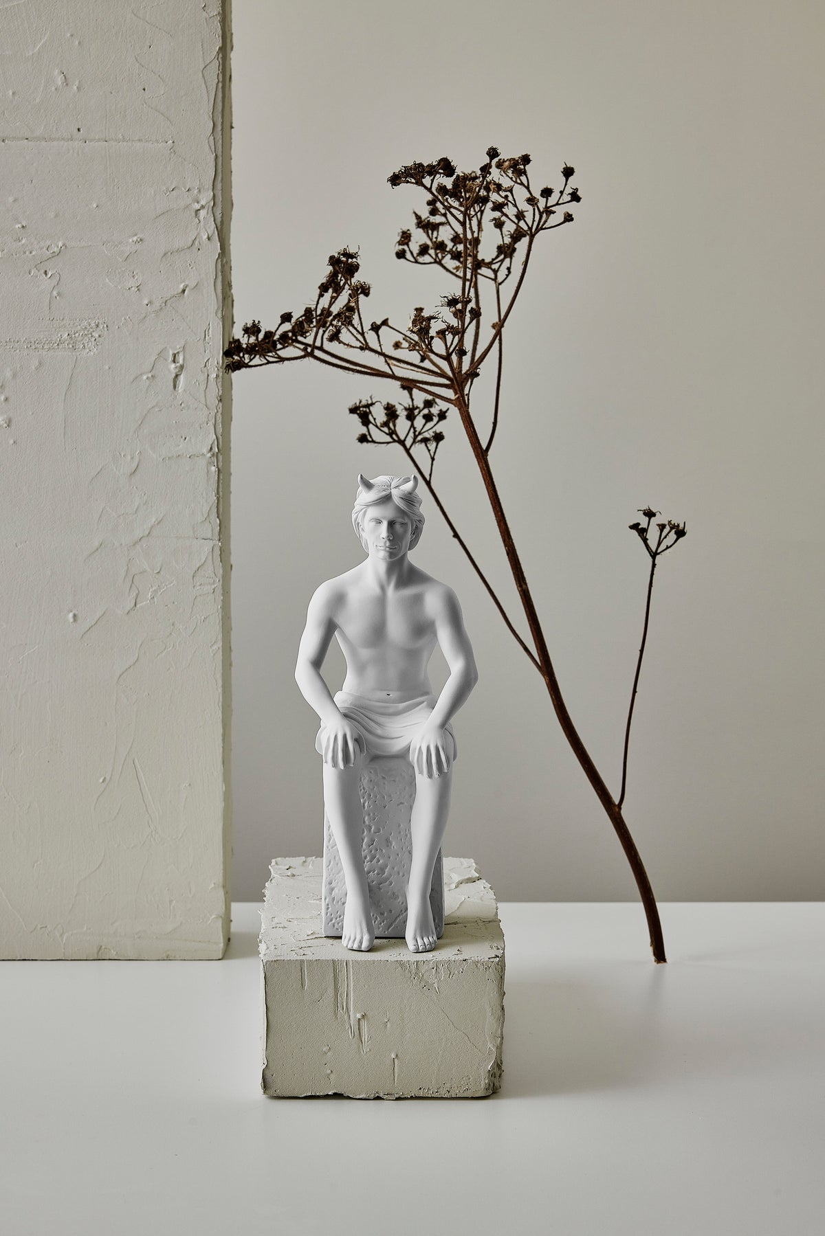 Taurus, Christel, male, porcelain