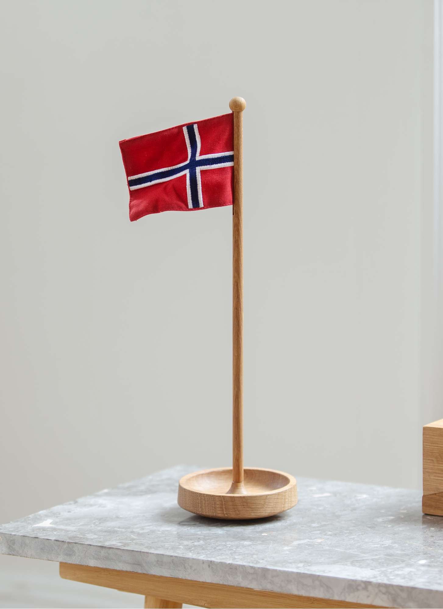 The Table Flag (Norwegian)