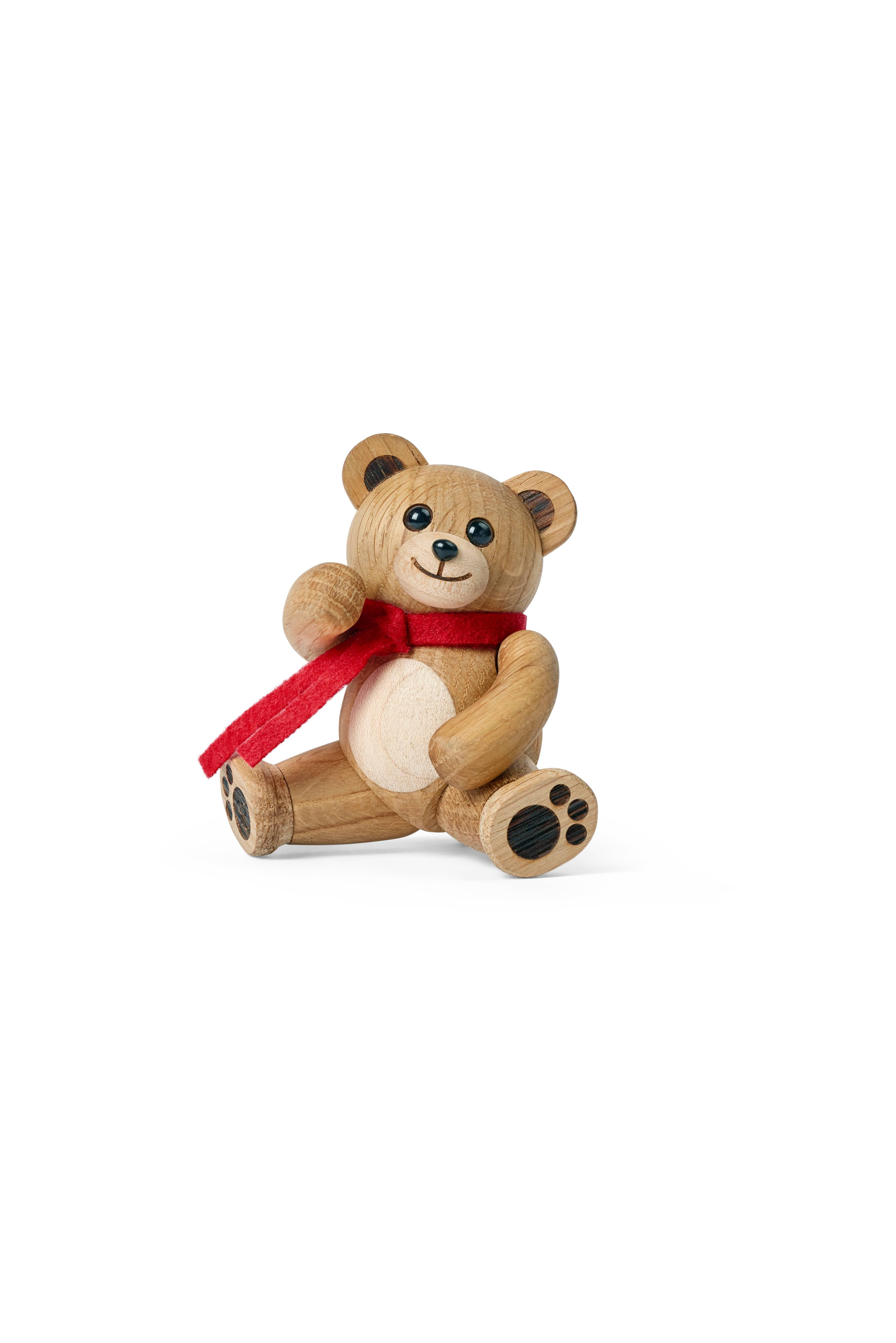 Sneeze | Teddy bear in wood | Spring Copenhagen
