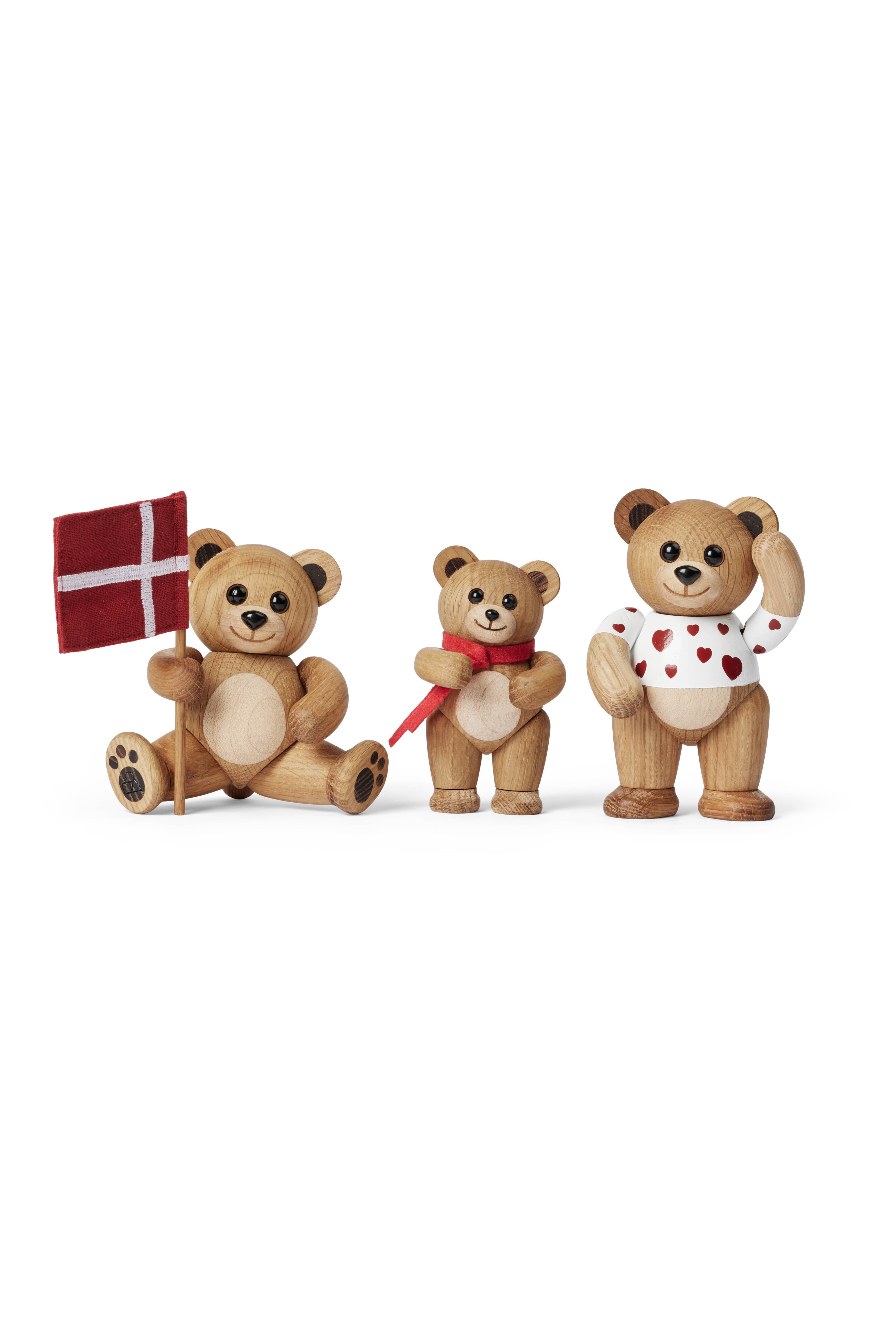 Sneeze | Teddy bear in wood | Spring Copenhagen