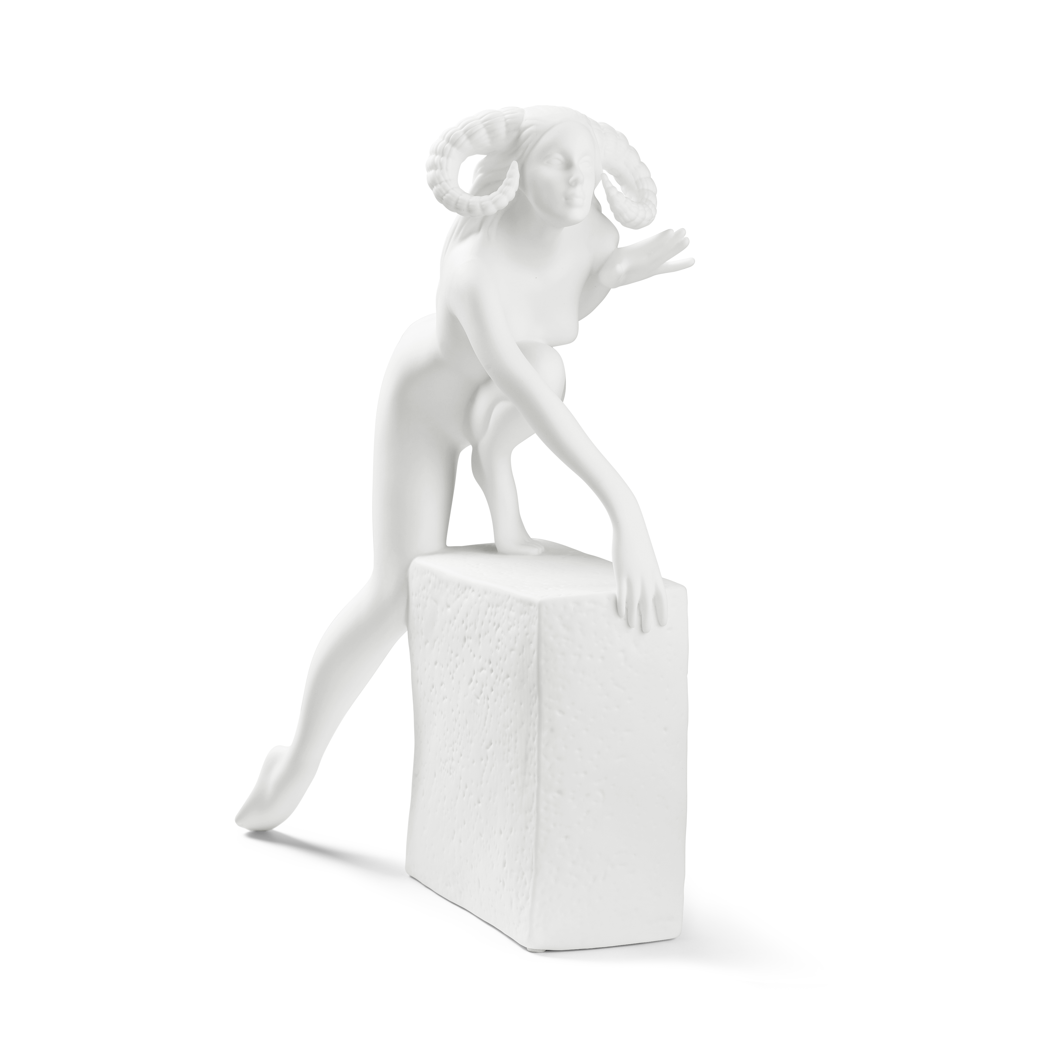 Aries, Christel, porcelain