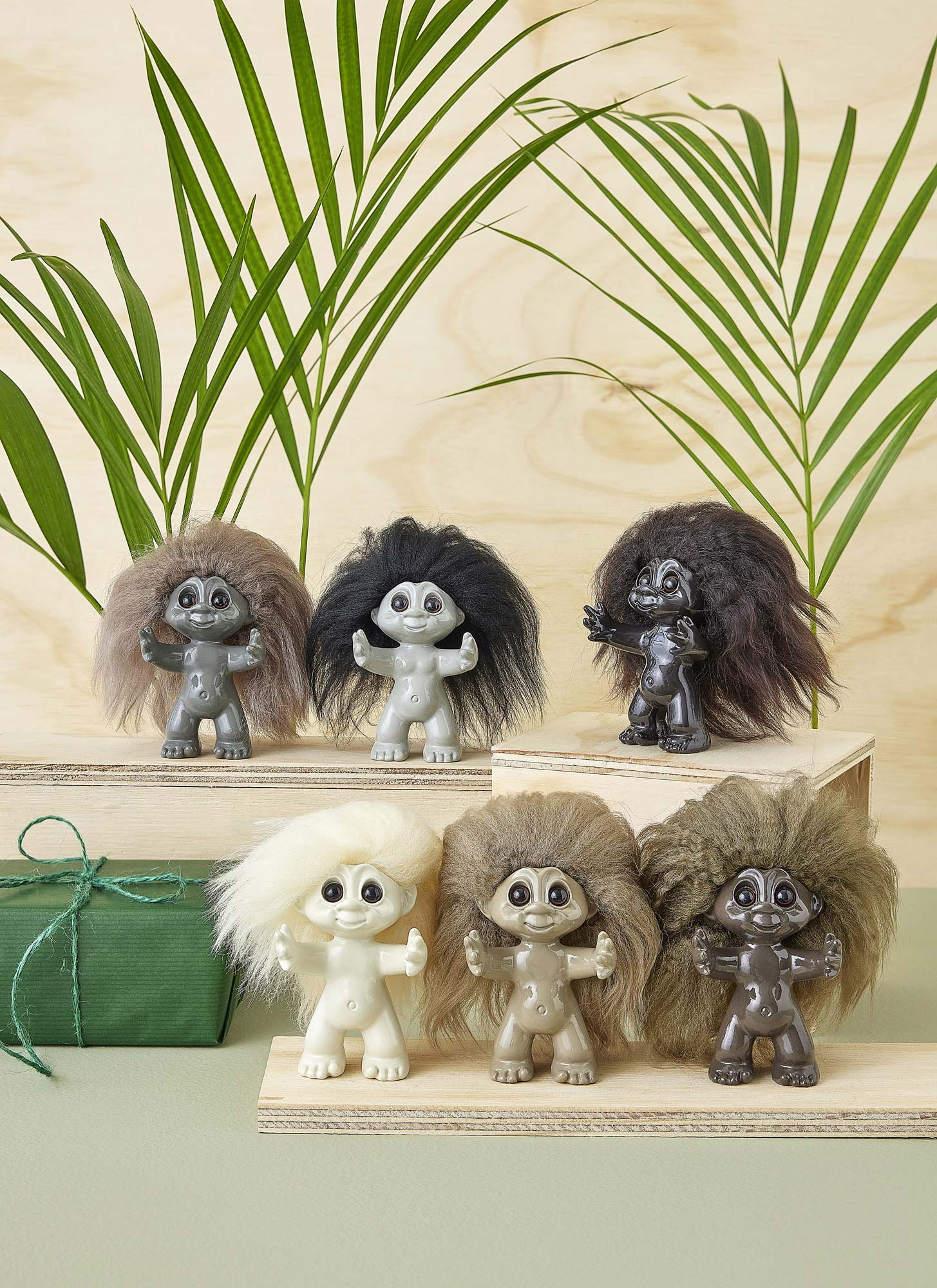 Good Luck Troll (light grey, 9 cm)